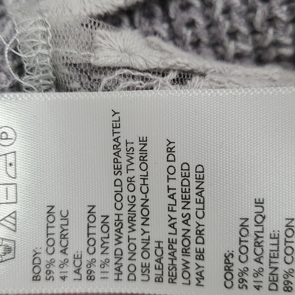 Pins & Needles Sweater Long Sleeve Scoop Neck Knit Gray Lace Hemline Size Small - Picture 7 of 11